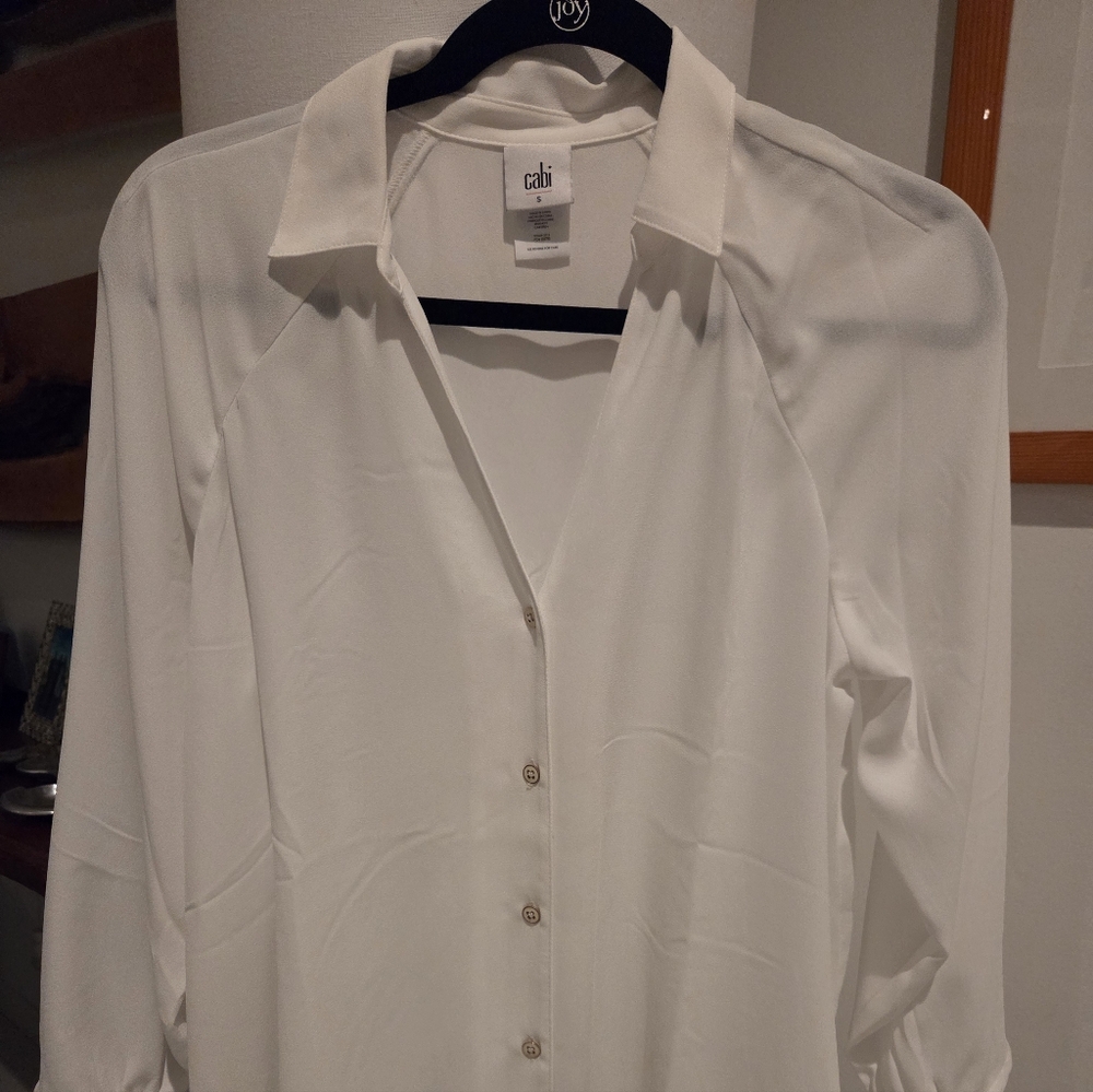 CaBi White Button-Up Women's Top